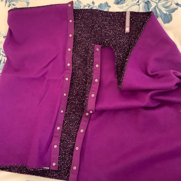 Lululemon infinity scarf - Picture 3 of 3